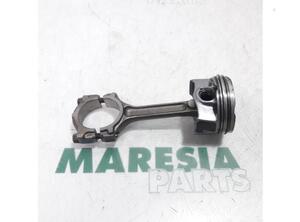 Piston RENAULT TWINGO III (BCM_, BCA_)