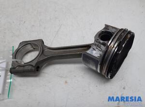 Piston RENAULT MEGANE III Hatchback (BZ0/1_, B3_)