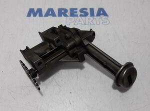 Oil Pump RENAULT Clio II (BB, CB)