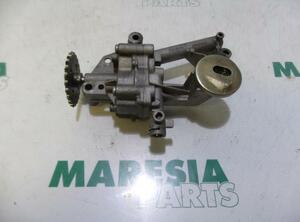 Oil Pump NISSAN INTERSTAR Bus (X70), RENAULT MASTER II Bus (JD)