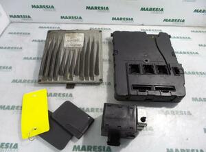 Control unit for engine RENAULT Grand Scénic II (JM0/1)