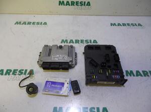 Control unit for engine PEUGEOT 407 (6D)