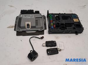 Control unit for engine PEUGEOT 3008 MPV (0U_), PEUGEOT 5008 (0U_, 0E_), PEUGEOT 207 CC (WD_), CITROËN DS3