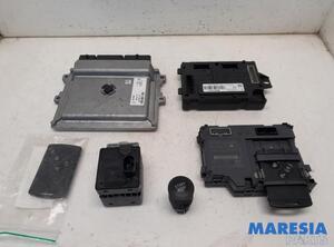 Control unit for engine RENAULT CAPTUR I (J5_, H5_)