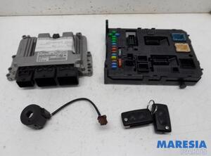 Control unit for engine PEUGEOT 3008 MPV (0U_)