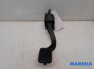 Throttle Position Sensor PEUGEOT 5008 (0U_, 0E_)