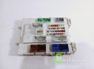 Fuse Box VOLVO V40 Hatchback (525, 526), VOLVO V40 Cross Country (526)