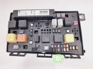 Fuse Box OPEL ASTRA H Estate (A04), OPEL ASTRA H (A04)