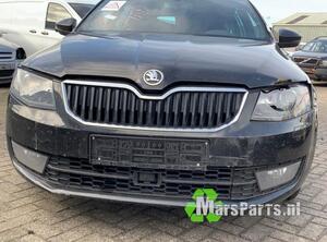 
Stoßstange vorne Skoda Octavia III Kombi 5E 5E0807217E P21441787
