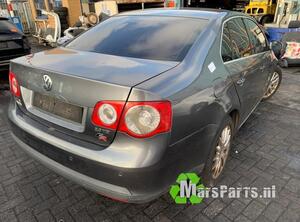 Fuel Tank Filler Flap VW JETTA III (1K2)