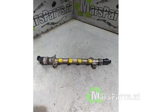 Petrol Fuel Rail AUDI A3 Limousine (8VS, 8VM)