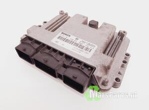 Control unit for engine OPEL VIVARO A Van (X83)