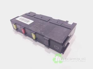 Relais Toyota Prius Plus W4 72818503 P20594501