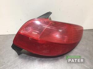 Combination Rearlight PEUGEOT 206 Hatchback (2A/C), PEUGEOT 206 Saloon, PEUGEOT 206 SW (2E/K)