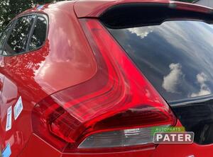 Combination Rearlight VOLVO V40 Hatchback (525, 526), VOLVO V40 Cross Country (526)