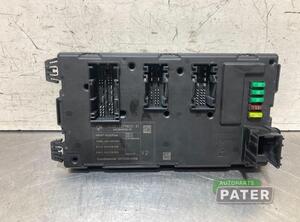 Control unit for door drawing support BMW 3 (F30, F80)