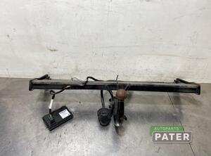 Tow Hitch (Towbar) VOLVO V40 Hatchback (525, 526), VOLVO V40 Cross Country (526)