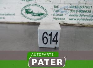 
Relais Audi A8 4E 8E0951253 P6335746
