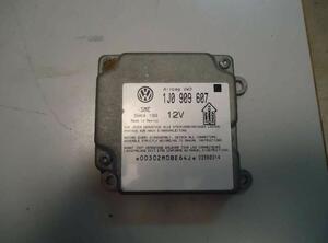 Airbag Control Unit VW Passat Variant (3B5)