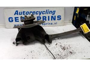 Stub Axle VOLVO V40 Hatchback (525, 526), VOLVO V40 Cross Country (526)