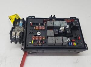 Fuse Box OPEL ASTRA J Sports Tourer (P10)