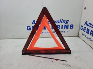 Warning Triangle MERCEDES-BENZ CLA Shooting Brake (X117)