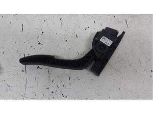 Accelerator pedal FORD Fiesta VI (CB1, CCN)