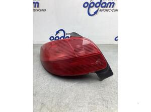 Combination Rearlight PEUGEOT 206 Hatchback (2A/C), PEUGEOT 206 SW (2E/K), PEUGEOT 206 Saloon