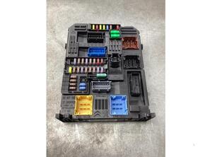 Fuse Box PEUGEOT 5008 II (MC_, MJ_, MR_, M4_)