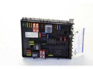 Fuse Box AUDI A3 (8P1)