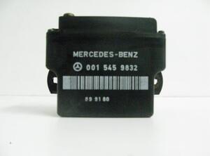 Relais für Glühanlage Mercedes-Benz 124 Stufenheck W124 0015459832 P3970943