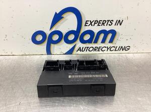 Control unit for door drawing support VW TOURAN (1T1, 1T2), VW TOURAN (1T3), VW TOURAN VAN (1T1, 1T2)