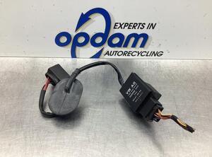 Fuel Pump Relay VW GOLF V (1K1)