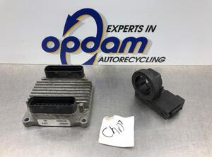 Control unit for engine OPEL ZAFIRA A MPV (T98)