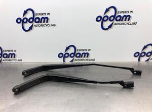 Wiper Arm SEAT IBIZA IV (6J5, 6P1), SEAT IBIZA IV SC (6J1, 6P5), SEAT IBIZA IV ST (6J8, 6P8)