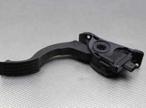 Accelerator pedal VOLVO V40 Hatchback (525, 526)