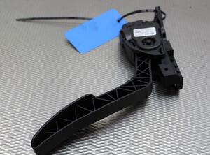 Accelerator pedal FORD FIESTA VI (CB1, CCN)