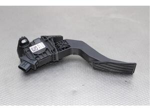 Accelerator pedal SUZUKI SWIFT V (AZ)