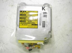 Airbag Control Unit TOYOTA RAV 4 II (A2)