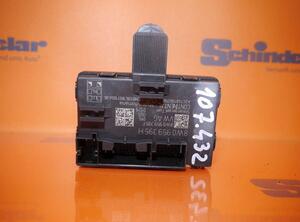 Control unit for door AUDI A4 Avant (8W5, 8WD)