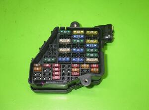 Fuse Box VW Passat Variant (3B6), AUDI A3 (8L1)