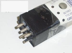 Wash Wipe Interval Relay MERCEDES-BENZ S-Klasse (W126)