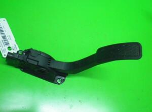 Accelerator pedal FORD Fiesta VI (CB1, CCN)