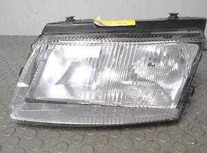 Headlight VW Passat Variant (3B5)