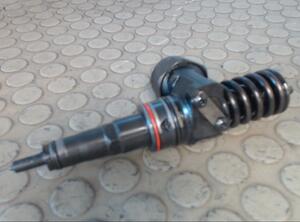 Injector Nozzle VW Passat Variant (3B5)