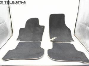 Floor mat (Carpet Mat) VW Golf Plus (521, 5M1)