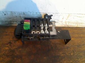 Fuse Box VW POLO (6N2)