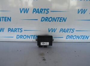 Control unit for trailer coupling VW PASSAT Variant (3C5), VW PASSAT B7 Estate Van (365), VW PASSAT B7 Variant (365)