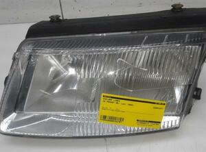 Headlight VW Passat Variant (3B5)