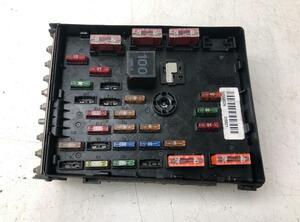 Fuse Box VW PASSAT Variant (3C5), VW PASSAT B7 Variant (365)